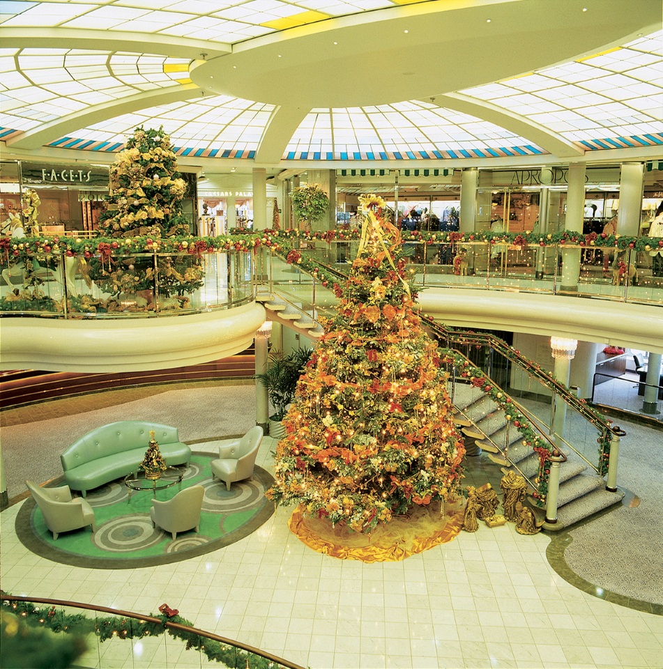 Crystal Symphony Atrium Christmas
